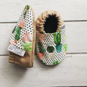💥DEAL OF THE WEEK💥Brown white Cactus mocassins